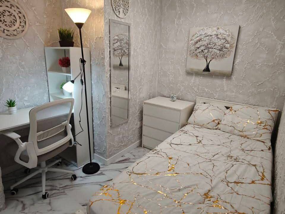 WhatsApp Image 2026-04-08 at 13.42.00